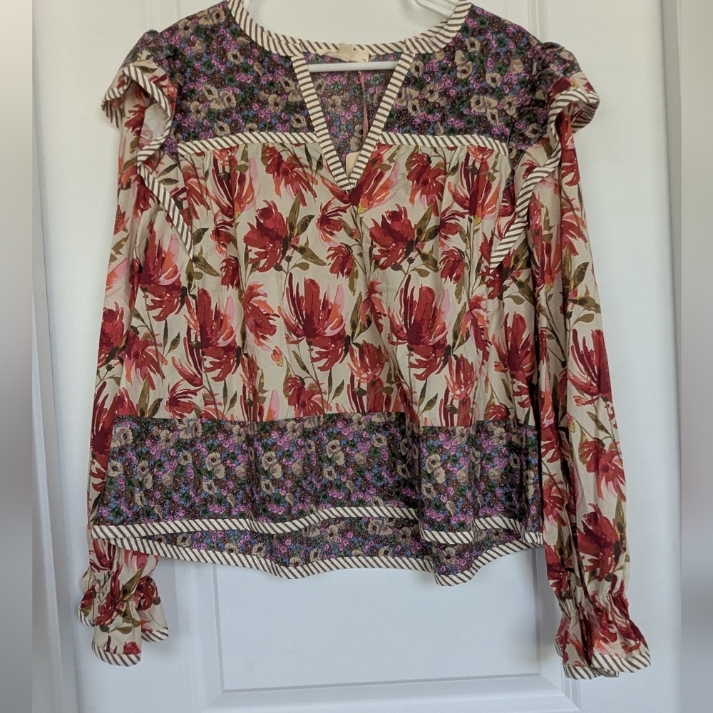 Entro Floral Long Sleeve Blouse Size Large NWT
